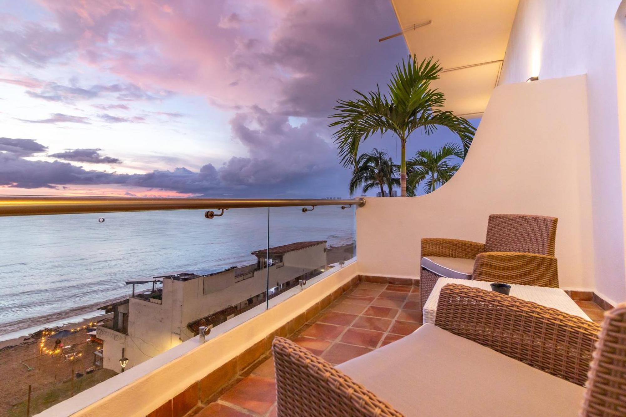 The Paramar Beachfront Boutique Hotel With Breakfast Included - Downtown Malecon Puerto Vallarta Zewnętrze zdjęcie