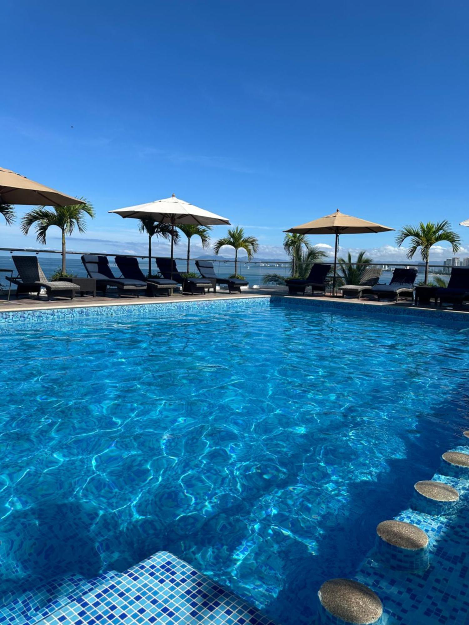 The Paramar Beachfront Boutique Hotel With Breakfast Included - Downtown Malecon Puerto Vallarta Zewnętrze zdjęcie