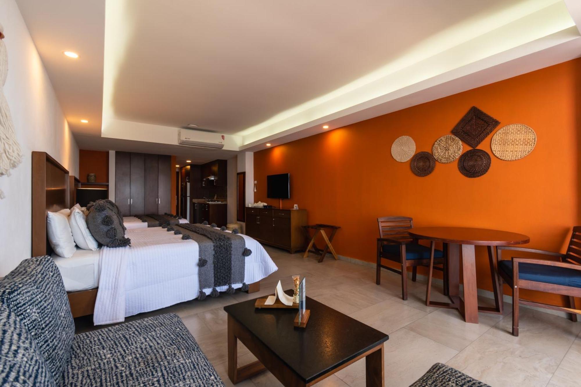 The Paramar Beachfront Boutique Hotel With Breakfast Included - Downtown Malecon Puerto Vallarta Zewnętrze zdjęcie