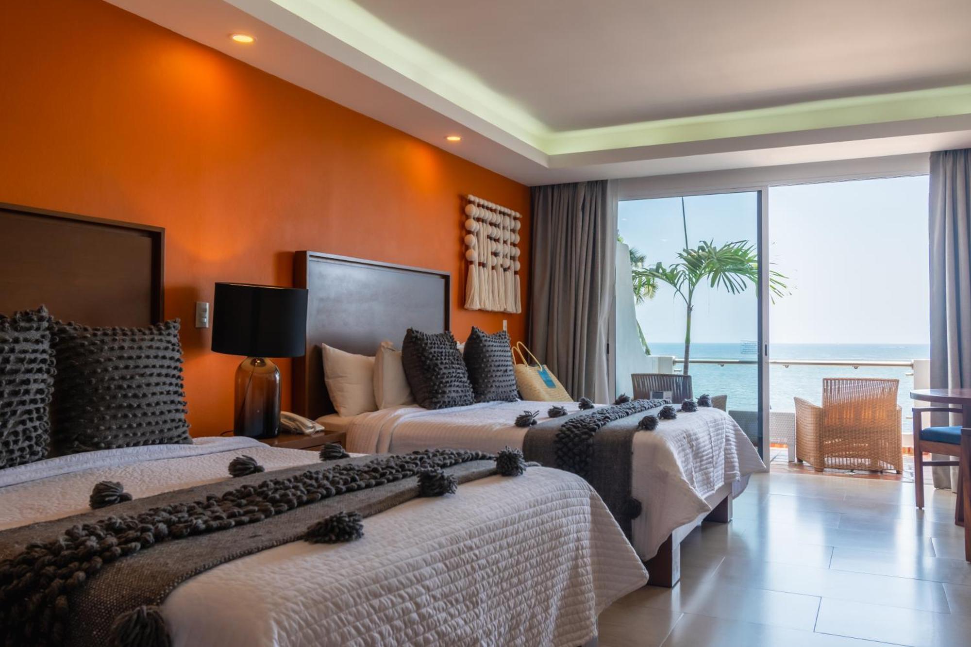 The Paramar Beachfront Boutique Hotel With Breakfast Included - Downtown Malecon Puerto Vallarta Zewnętrze zdjęcie