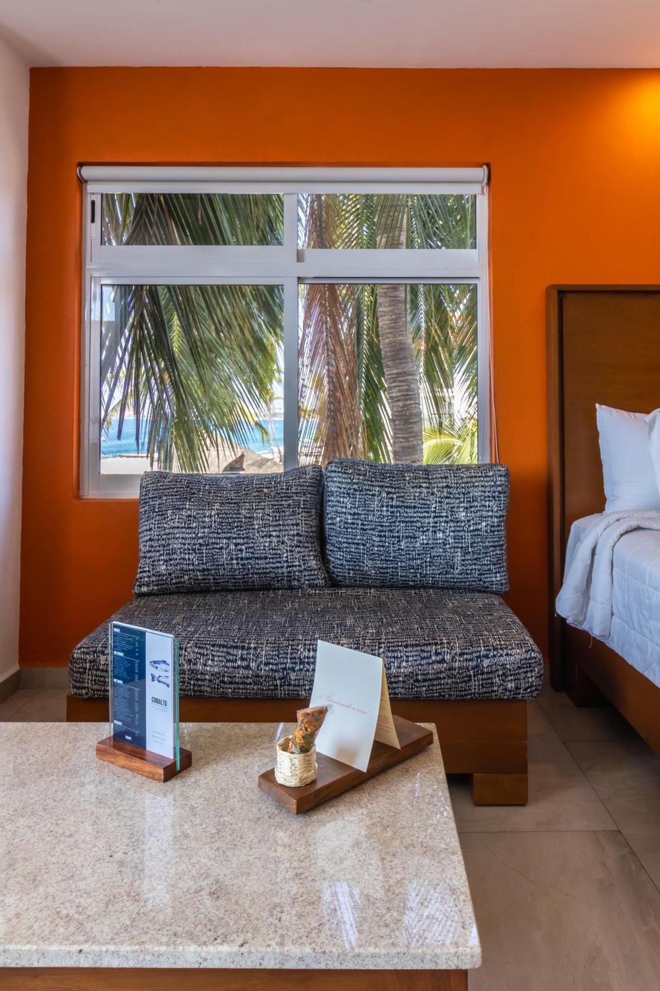 The Paramar Beachfront Boutique Hotel With Breakfast Included - Downtown Malecon Puerto Vallarta Zewnętrze zdjęcie