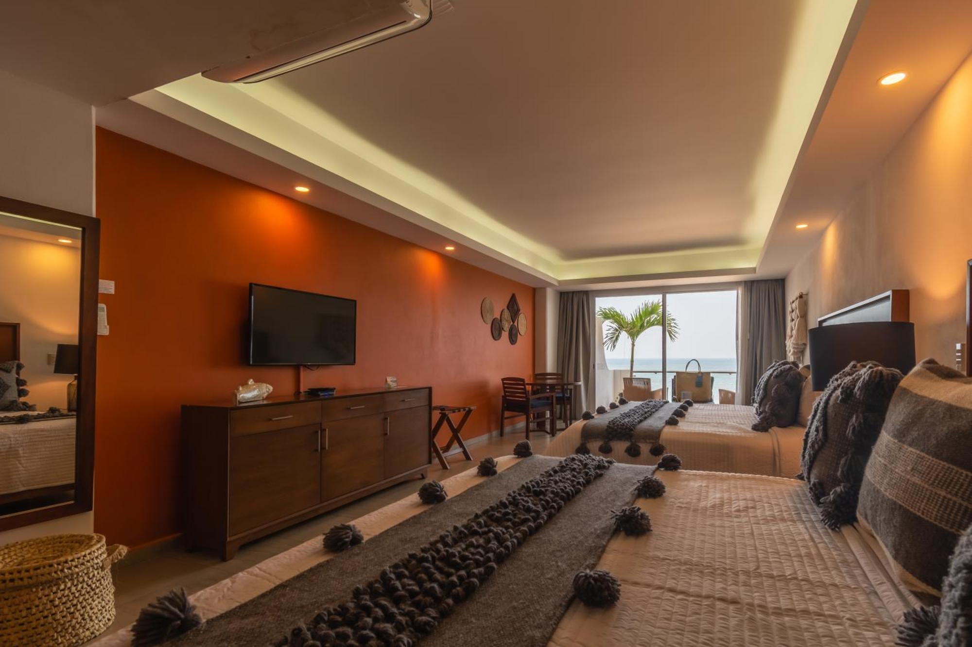 The Paramar Beachfront Boutique Hotel With Breakfast Included - Downtown Malecon Puerto Vallarta Zewnętrze zdjęcie